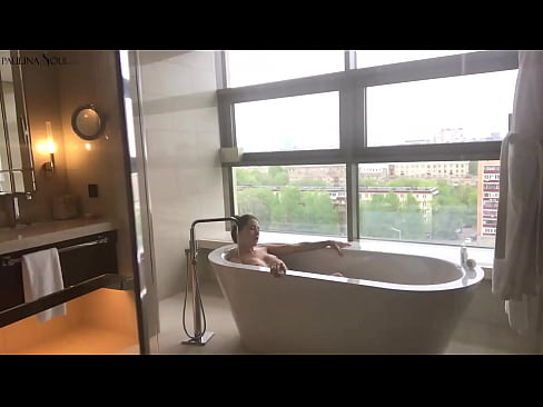 ❤️ Tremenda nena masturbando apasionadamente su coño en el baño ️ Video de porno en es.porncomixone.ru ❌️