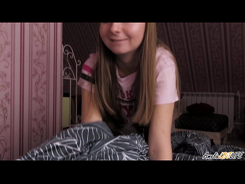 ❤️ Rubia chupa a su mejor amigo profundamente y recibe una corrida en la boca ️ Video de porno en es.porncomixone.ru ❌️